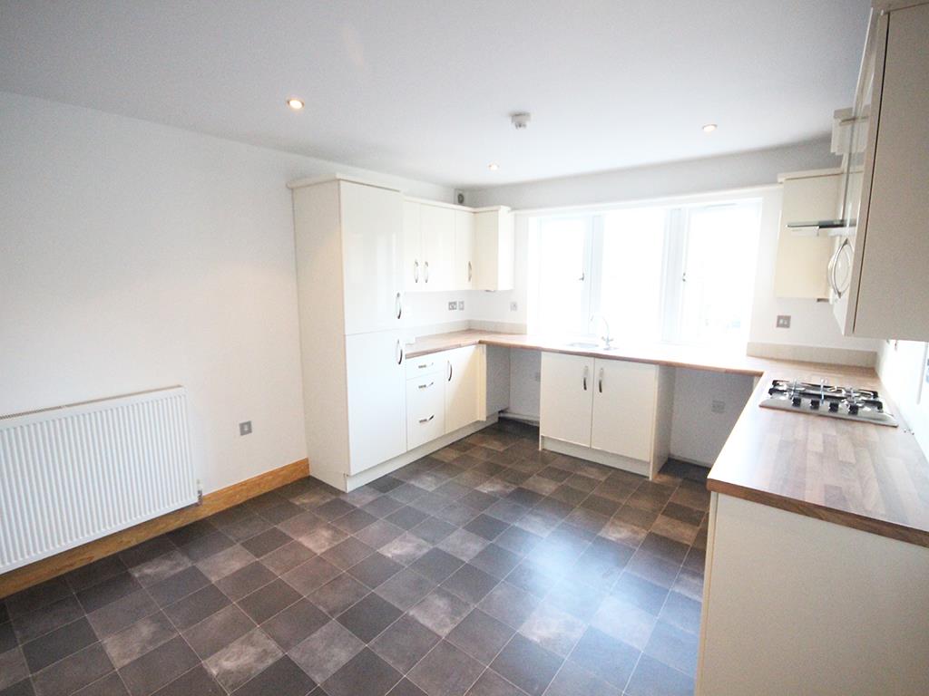 2 bedroom flat SSTC in Foulridge, Colne - IMG_0906.jpg